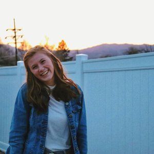 Meet your Posher, Rose